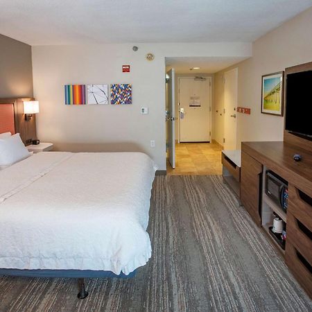 Hampton Inn Pensacola-Airport Exteriör bild