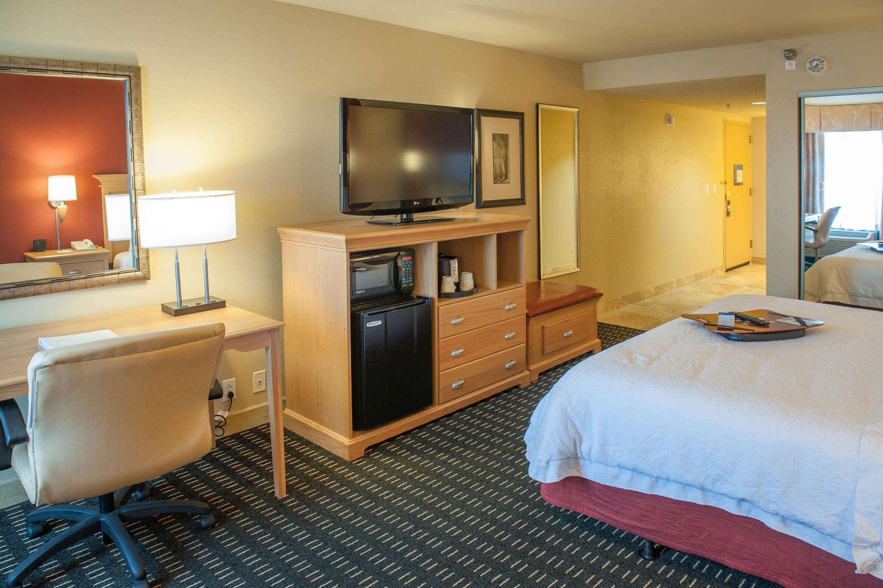 Hampton Inn Pensacola-Airport Exteriör bild