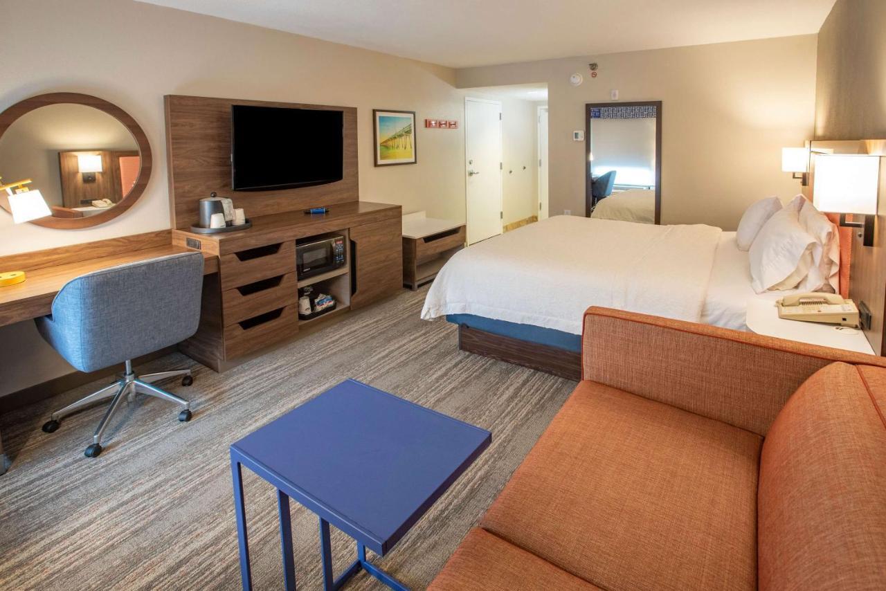 Hampton Inn Pensacola-Airport Exteriör bild