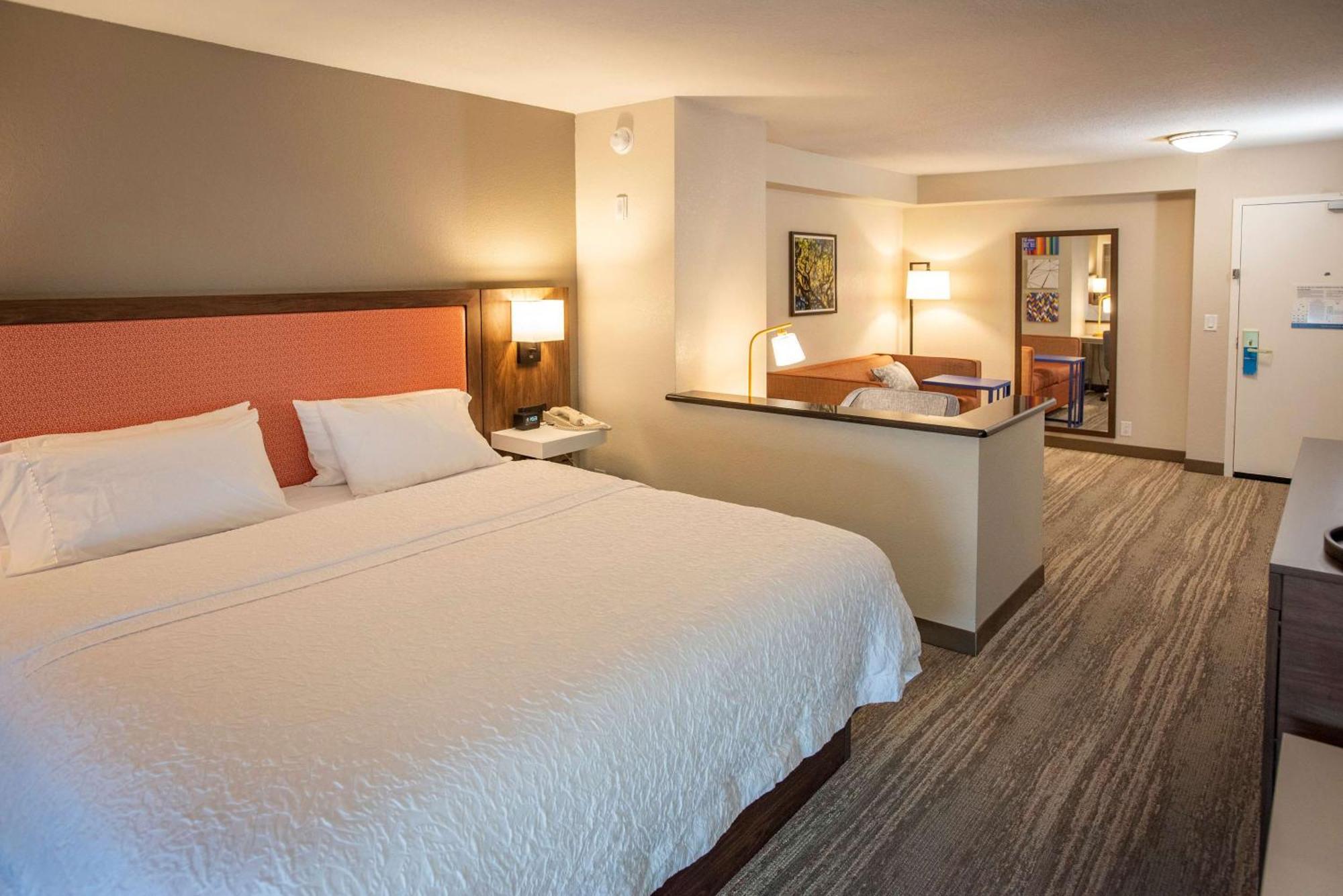 Hampton Inn Pensacola-Airport Exteriör bild