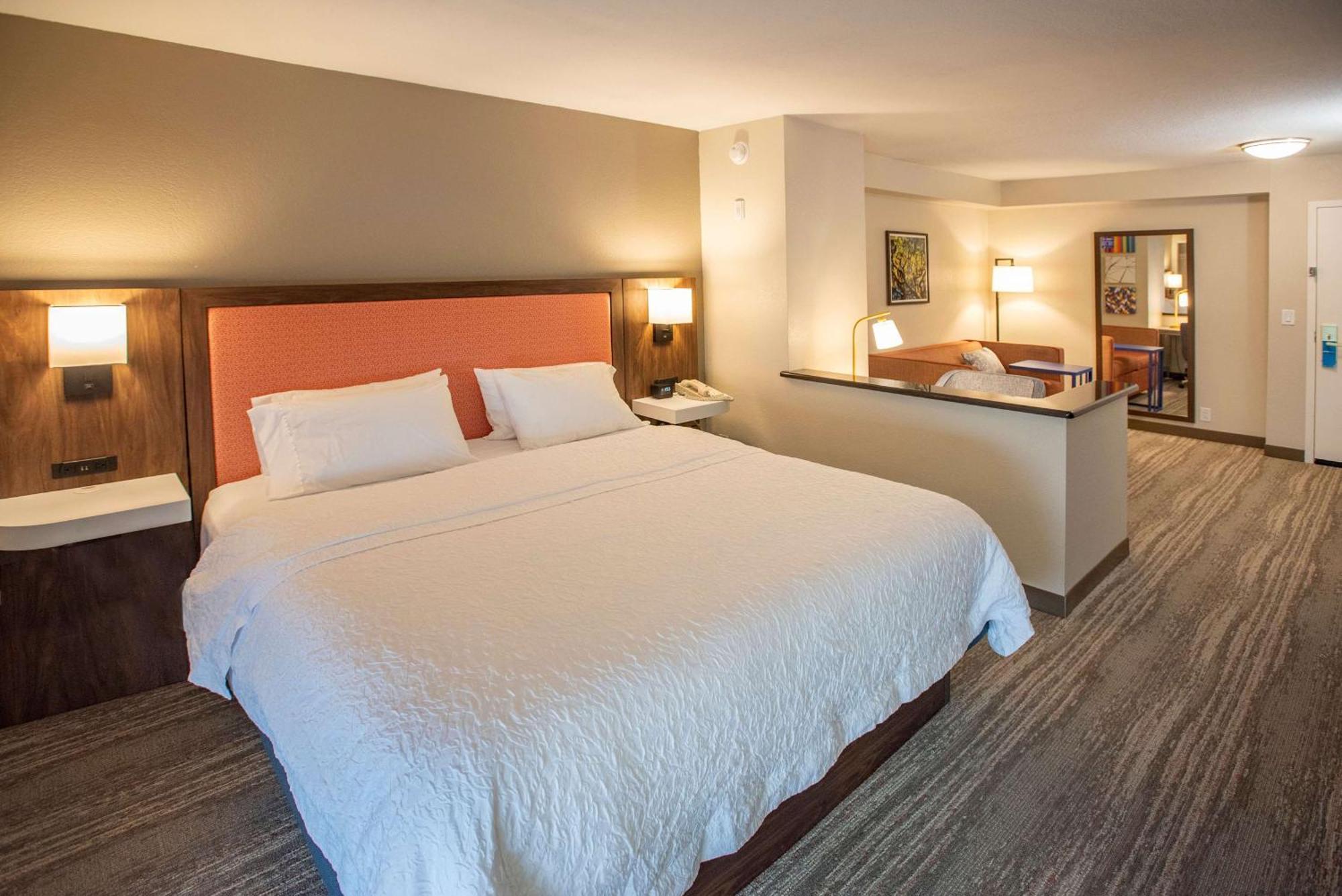 Hampton Inn Pensacola-Airport Exteriör bild