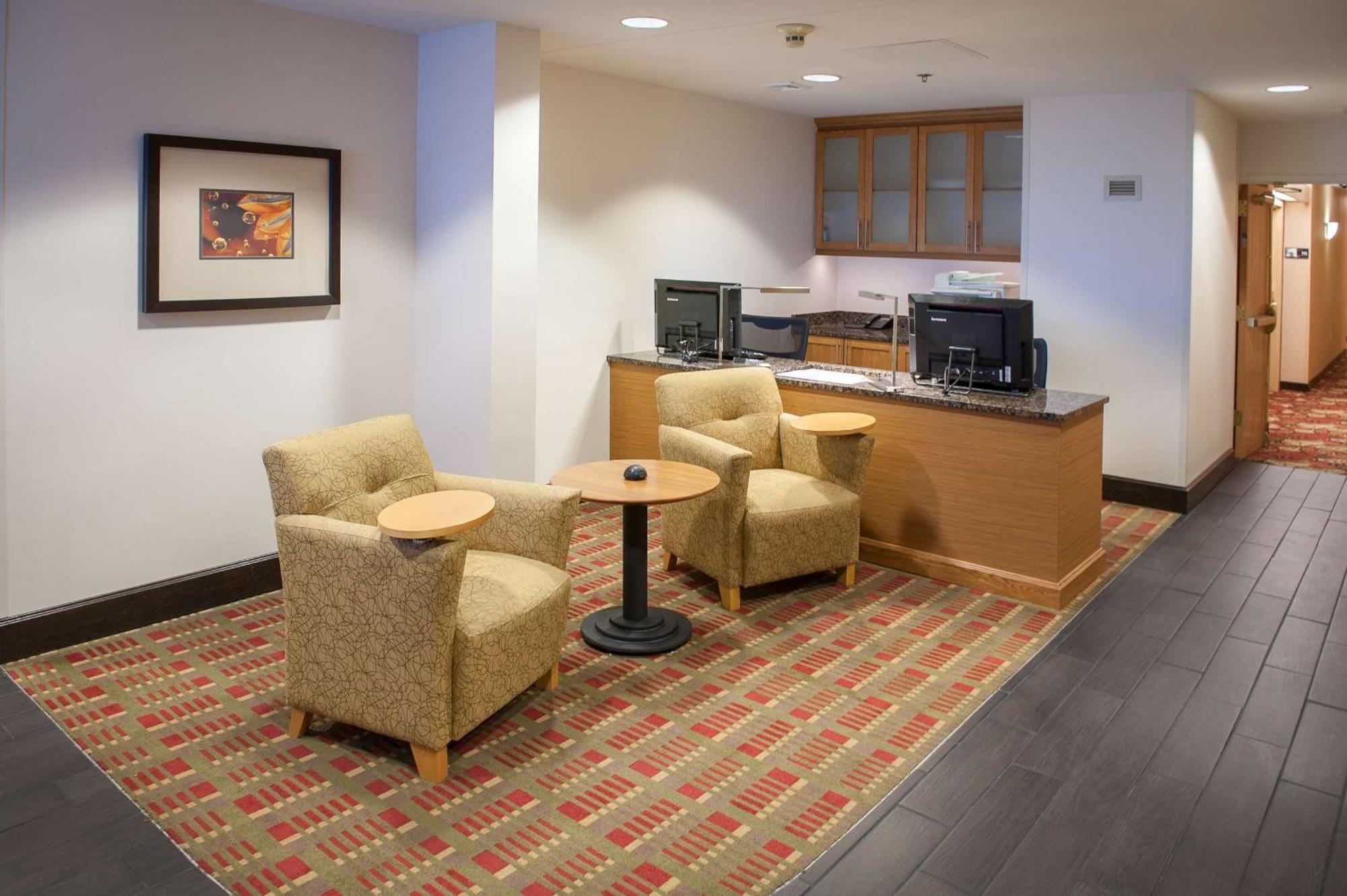 Hampton Inn Pensacola-Airport Exteriör bild